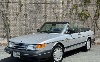 Photo of a 1987 Saab 900 for sale