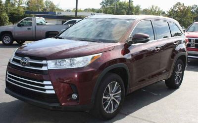 Photo of a 2017 Toyota Highlander XLE SUV for sale