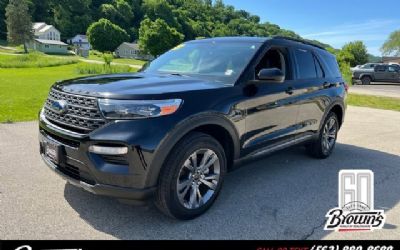 Photo of a 2023 Ford Explorer XLT for sale